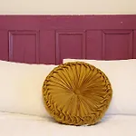 4 Guest Suite With Waterfront Views At Fancie\'S Pec - Suite 2