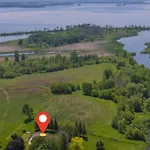 Luxury Hillside Farmhouse On The Bay Of Quinte