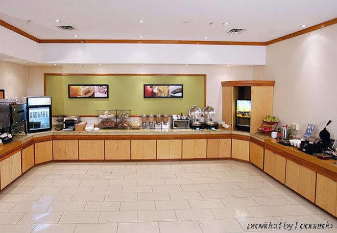 Fairfield & By Marriott