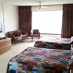 Avalon Motel