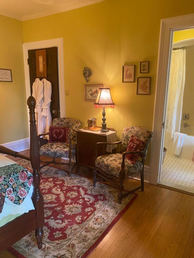 Montrose Bed & Breakfast 4*