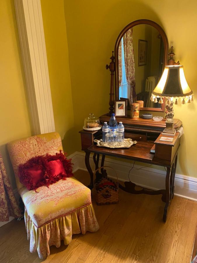 Montrose Bed & Breakfast