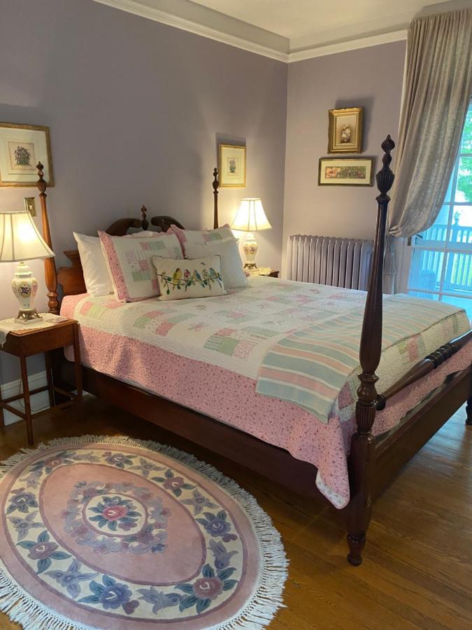 Montrose 4* Belleville