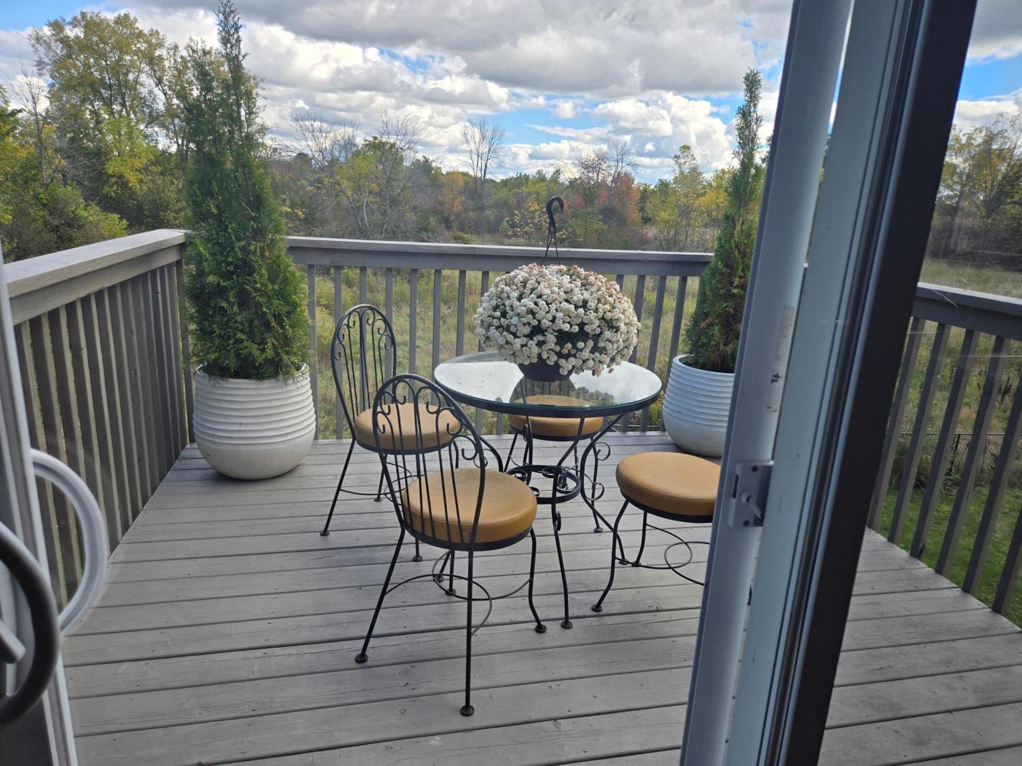 Beautiful House 2 Bedroom Belleville