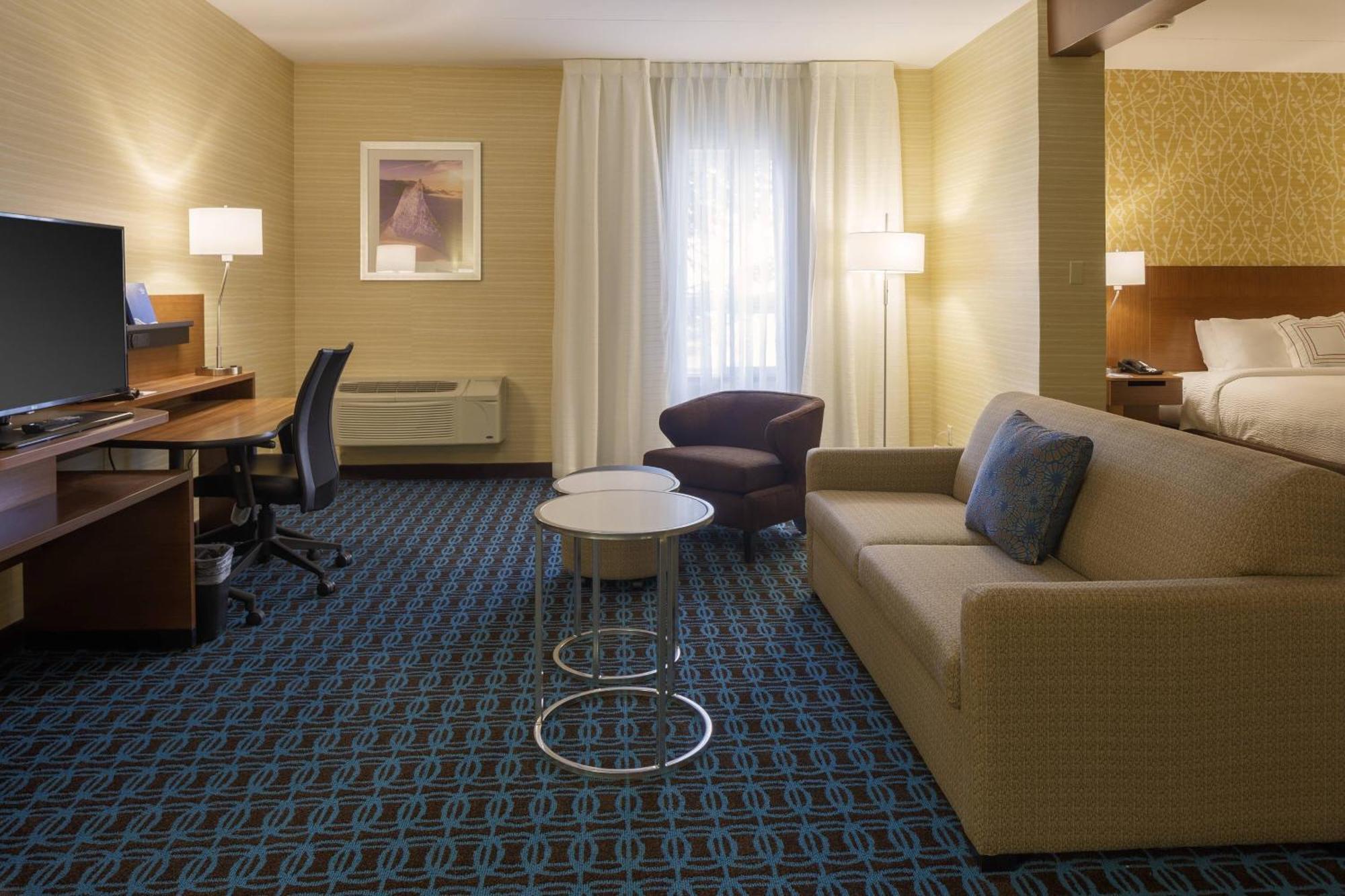 Fairfield & By Marriott Belleville