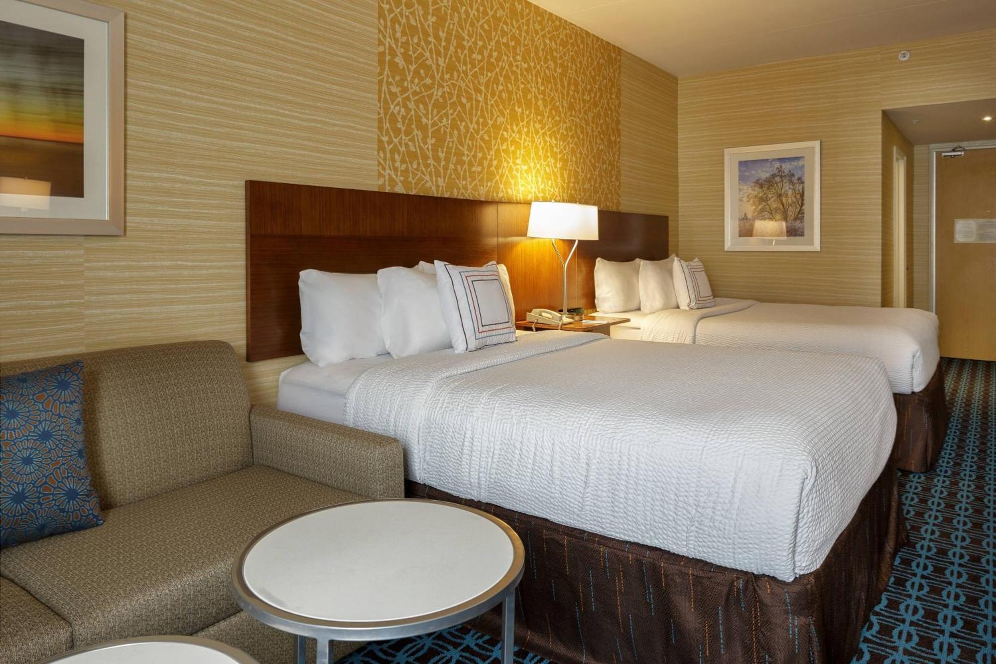 Fairfield & By Marriott 3*