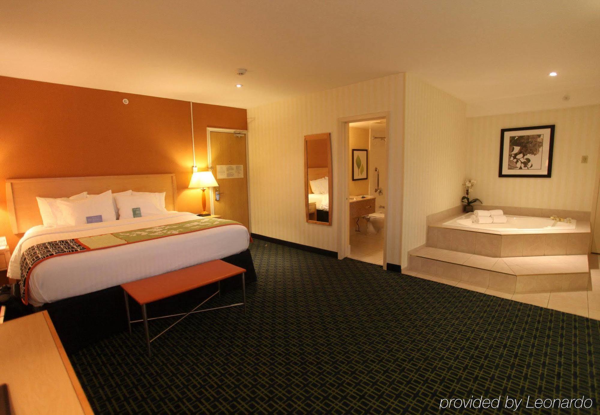Fairfield & By Marriott Hotel Belleville